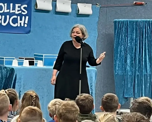 Europatage_02 Tina Kemnitz mit ihrer mitreißenden Buchvorleser-Show